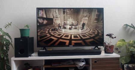 TCL SOUNDBAR S522W VALE APENA?
